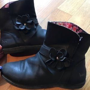 Girls flowered boots